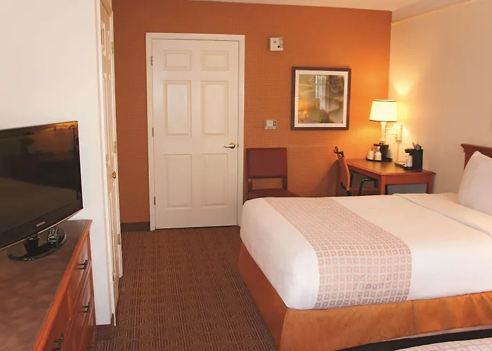 Baymont By Wyndham San Antonio South Park